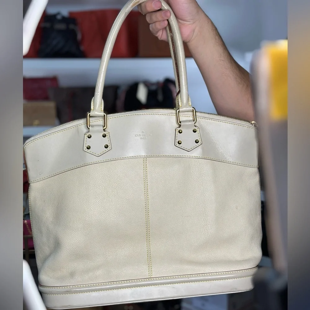 $4400 Retail LV Rare Leather Bag